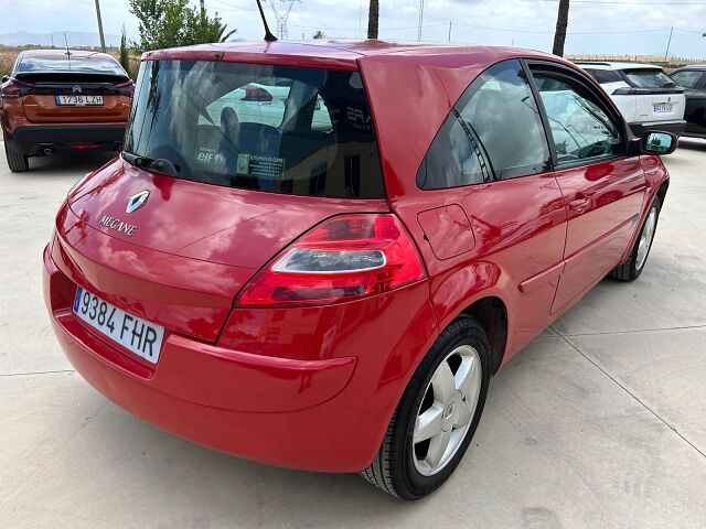 RENAULT MEGANE 1.4 AUTHENTIQUE SPANISH LHD IN SPAIN 75000 MILES SUPER 2006